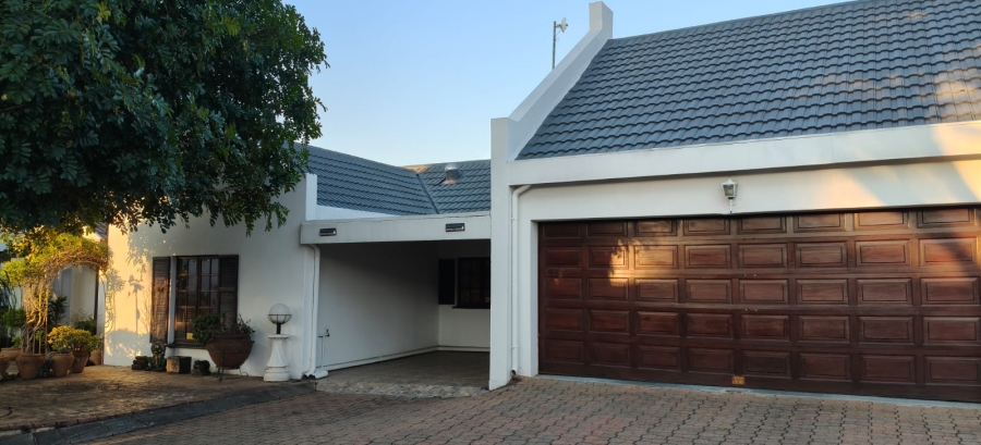 3 Bedroom Property for Sale in Protea Park North West